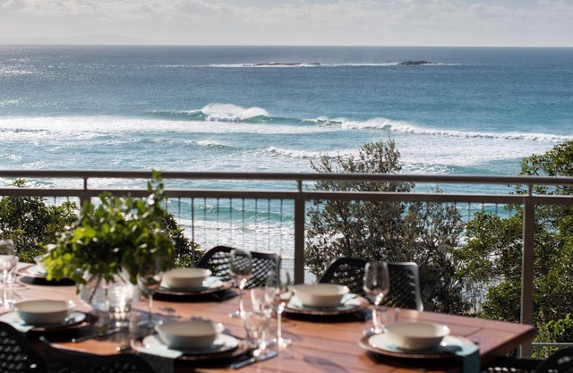 Waves #14 by Discover Stradbroke – Premium Beachfront Escape