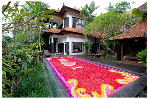 Wegy House-3BR in Udub with Pool and Jungle view