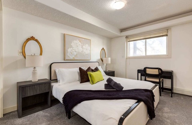 Welcome to our Urban Nest in Sunnyside