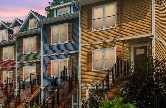 Welcome to Sunset Ct