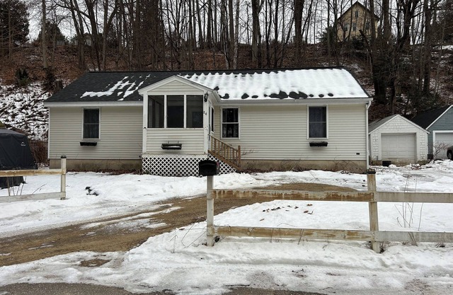 Welcome to the Webster Place! A Charming 3-bedroom house in fabulous Franklin.