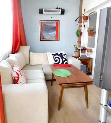 Welcoming house in Varna with sea view