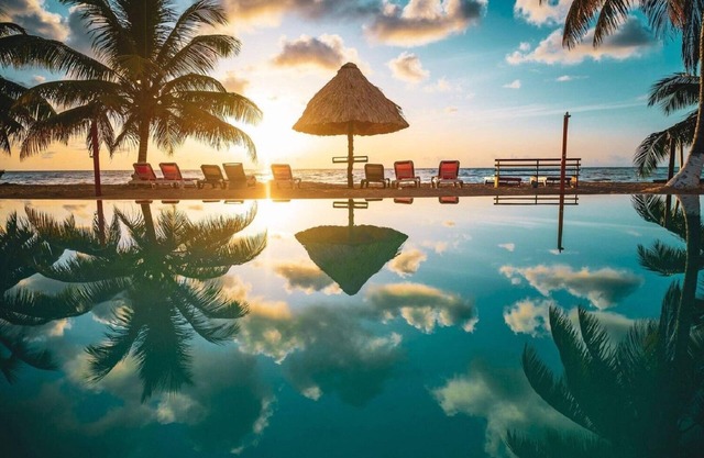 Well-Appointed Room w/Private Balcony & Caribbean Sea Views