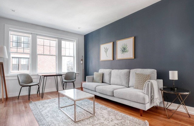 Well-Located Porter Square 1BR in Harvard Square