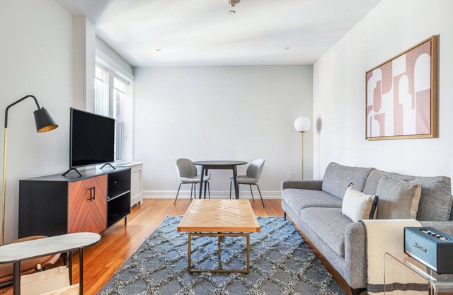 Well-Located Porter Square 1BR in Harvard Square by Blueground