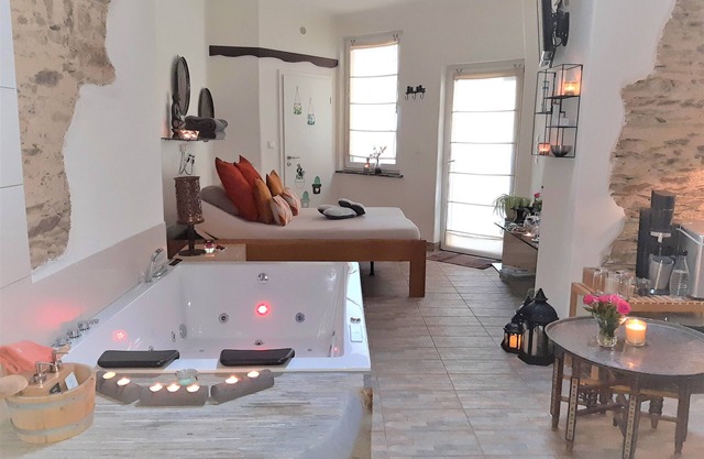 Wellness vacation home with private spa just for you and 70 inclusive services