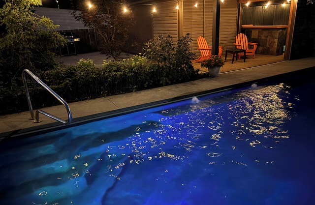 West Park retreat luxury salt water hot tub and heated fiberglass inground pool