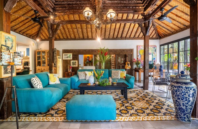 Where Art & Relaxation Meet in Tropical Paradise