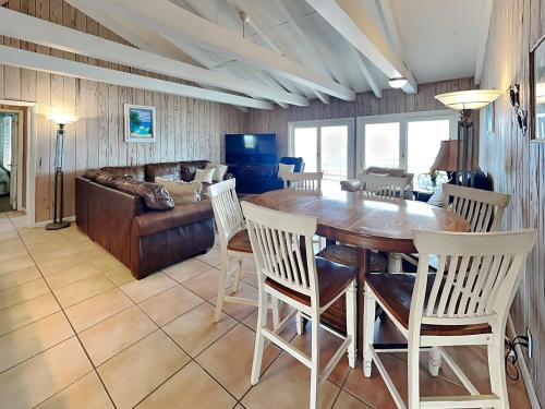 White Heron Beach House