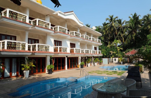 White Pearl Suites by Rosetum