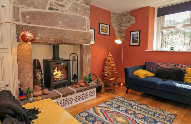 WHITECROFT NOOK, with open fire in Gosforth