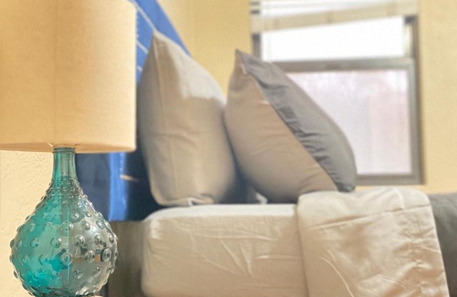 WHOLE Family - Edison