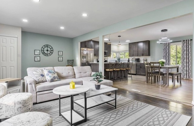 Wildflower - Wheaton Home!