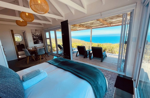 Wildside Cabin with Ocean View & Private Hikes