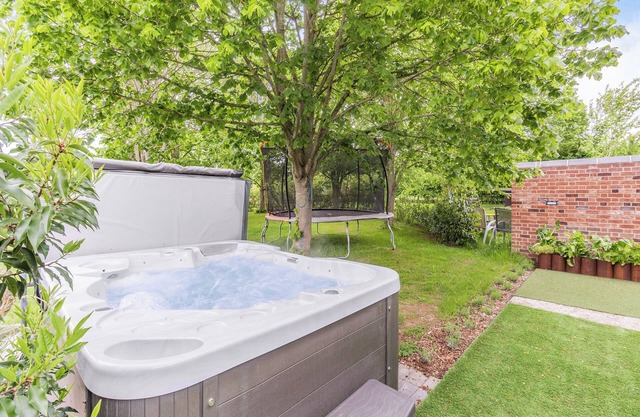 Willow Loft - UK49479