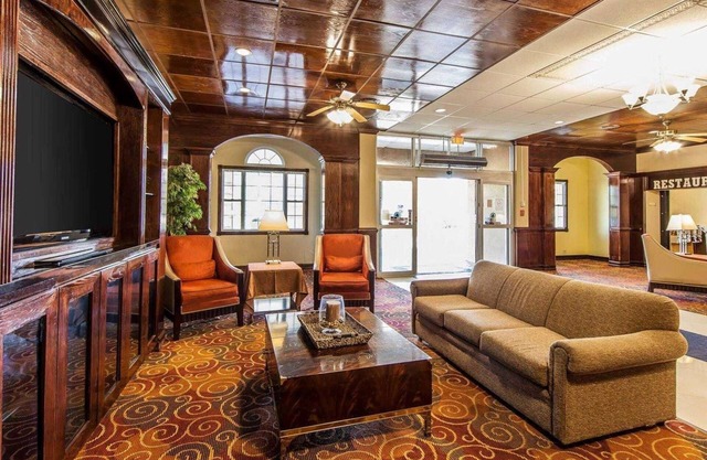 Wingate by Wyndham Marietta Conference Center