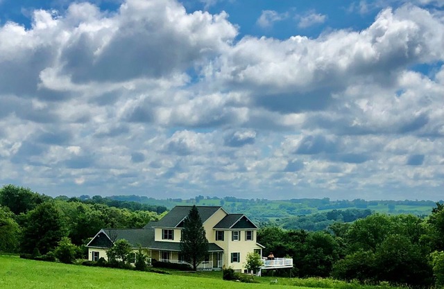 Wisconsin's Driftless Region Retreat