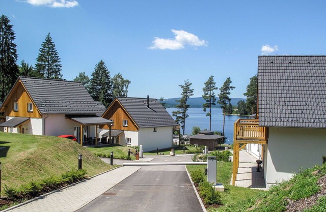 Wonderful private villa for 4 people with TV, terrace and pets allowed