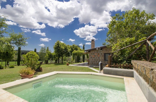Wonderful private villa with A/C, private pool, WIFI, TV, terrace, pets allowed and panoramic view