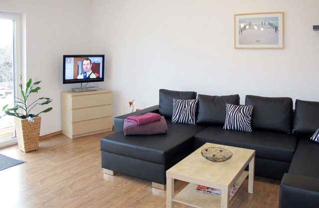 Wonderful private villa for 8 guests with TV, terrace and pets allowed