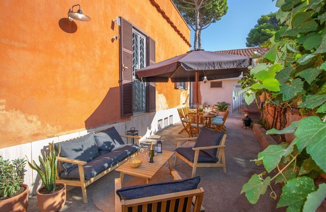 Wonderful private villa for 8 guests with WIFI, A/C, TV and pets allowed