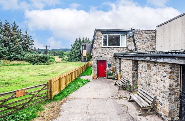 Wonderful villa for 2 guests with patio