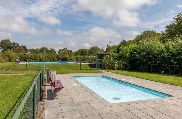 Wonderful villa for 4 people with WIFI, pool, TV, terrace and pets allowed