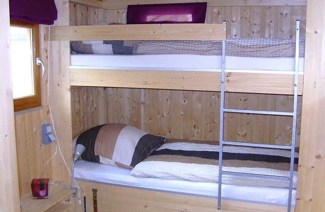 Wooden carriage no. 2 (13 m²) - car park to the Danube