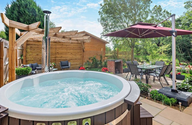 Woodlands Lavender Lake House