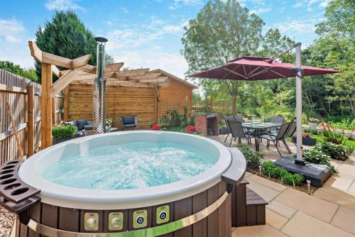 Woodlands Lavender Lake House