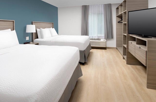 WoodSpring Suites Seattle Everett