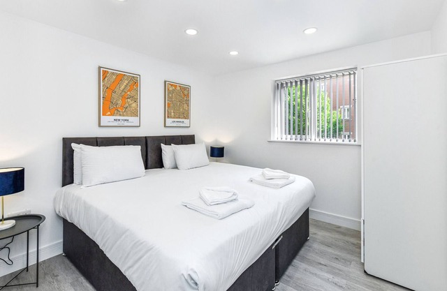 Woodstock House Flat 1 - Comfy 2BR in Hucknall