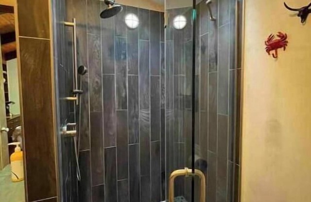 Woodstock Mtn Lodge- pvt 2 acres w/saline pool