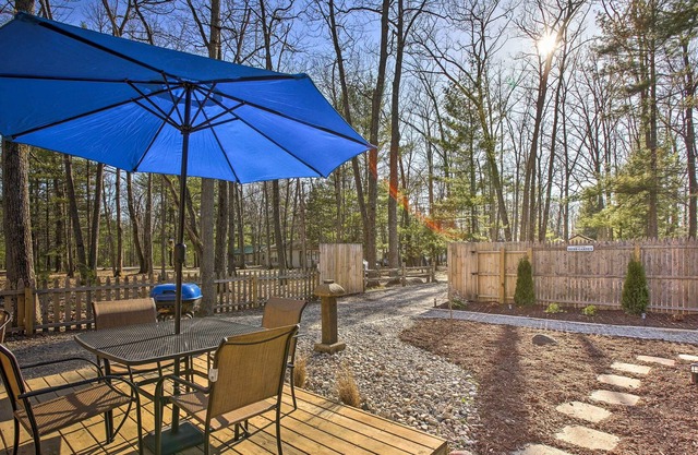 Work, Play & Get Away Cabin - Near Higgins Lake!
