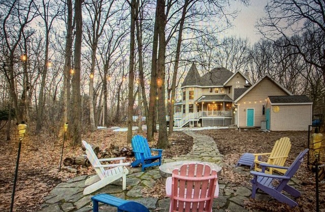 Wrap around Beach Bunker