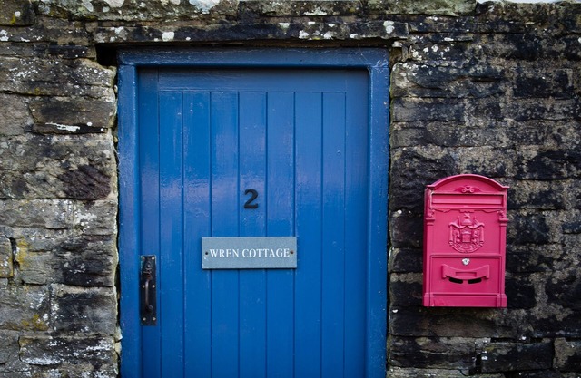 WREN COTTAGE, pet friendly, with open fire in Pateley Bridge