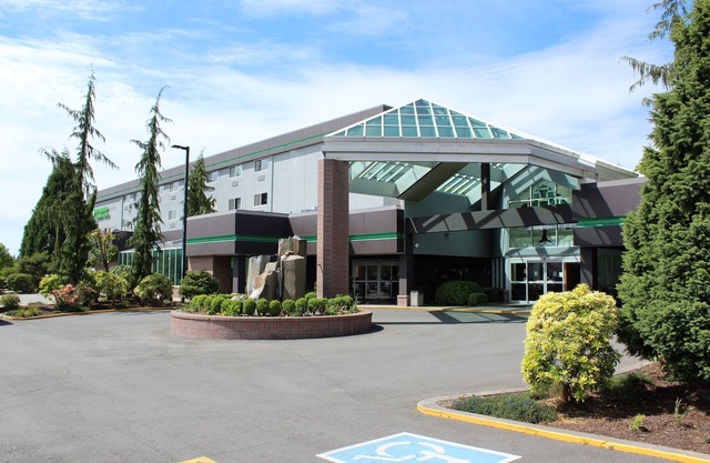 Wyndham Garden Arlington/Marysville