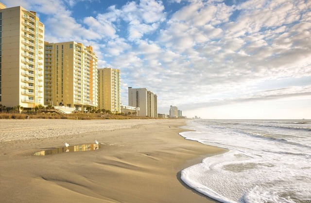 Wyndham Ocean Boulevard - Right on the Beach
