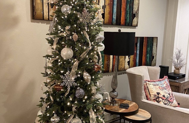 XMAS Decor 11/1-PRIME LOCAL SKI In/Out VILLAGE @ BRECK MtnnSide Pk 9 Pool+ Hot T