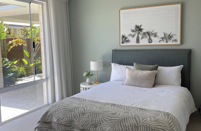 Xtra Luxury Coastal Splendour 4 bed Bunbury