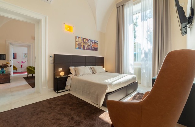 Y ARCILLOS LUXURY ROOMS - RED