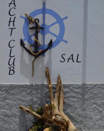 Yacht Club Sal