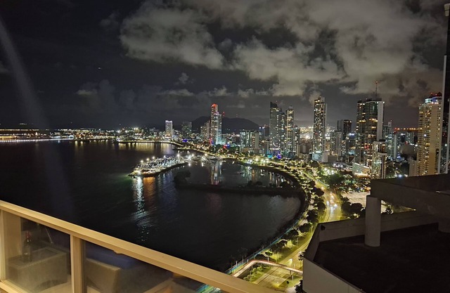 YC 701-A l Apartamento 1BR en av balboa