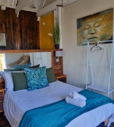 Yello Hotel