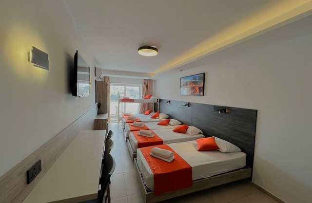 Yellow 14: Two-Bedroom Apartment in St. Julian's
