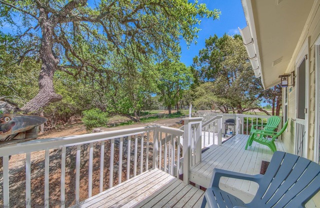 Yellow Rose Cl 2459 1 Bedroom Home by RedAwning