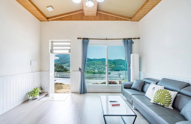 Yeosu Sky Pension