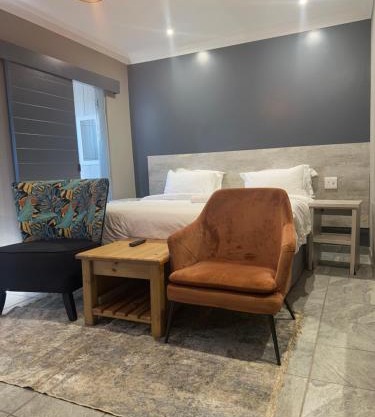 Yinjwasi Hill guest house