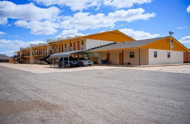 Your Next Duncan Stay With Parking Near Outdoor Trails And Great Eats