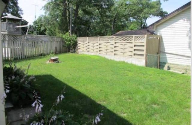 Your Sarnia City Cottage is waiting for you...